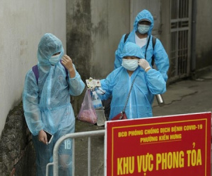 KHẨN: Hà Nội tìm người từng đến quán lẩu Kichi - Kichi và gian hàng lưu niệm ở Tràng Tiền Plaza liên quan Covid-19