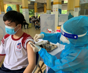 Hà Nội dự kiến tiêm vaccine Covid-19 cho gần 800.000 trẻ 12-17 tuổi