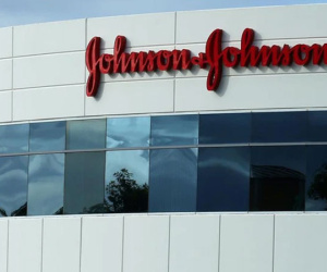 Johnson & Johnson ra toà án phá sản: Âm mưu đen tối của một tập đoàn đa quốc gia trăm tỷ USD