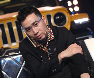 Nóng: Sau Running Man, Karik ẩn ý tiếp tục rút khỏi Rap Việt?