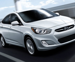 5 xe sedan cũ trong tầm giá 300 triệu đồng nên mua năm 2021