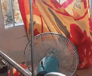 Đối tượng trốn xét nghiệm Covid-19 bị bắt tận nơi vẫn phản kháng quyết liệt nhưng không ai nỡ mắng vì nguyên nhân này