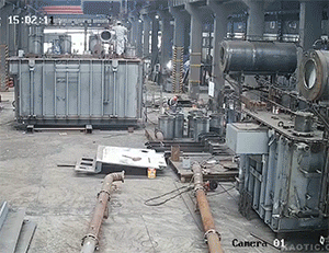 Tai nạn kinh hoàng khiến nam công nhân rơi tự do trong nhà máy
