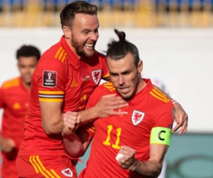 ĐT Tây Ban Nha giúp ĐT Xứ Wales chắc suất dự play-off