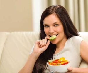 Những lợi ích tuyệt vời khi tạo thói quen ăn chậm, nhai kỹ