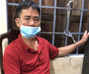 Bốn cha con cầm dao đến nhà phó chủ tịch xã 'dằn mặt', đâm trọng thương đại úy công an