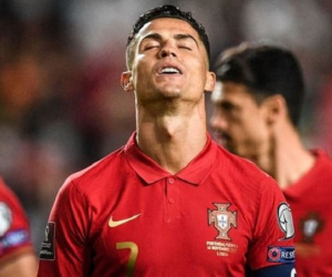 Thủng lưới phút 90, Bồ Đào Nha của Ronaldo phải tranh vé vớt đi World Cup