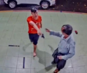 Vụ công an chĩa súng vào nhân viên y tế: Giám đốc Trung tâm Y tế nói gì về phát ngôn 'như phim'?