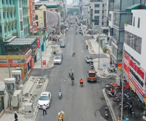 Hình ảnh mới nhất trên đường Vũ Trọng Phụng, dân thoát cảnh bụi bay cuồn cuộn như sa mạc