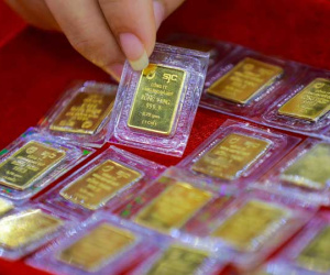 Giá vàng SJC tiếp tục tăng mạnh, áp sát mốc 61 triệu đồng/lượng