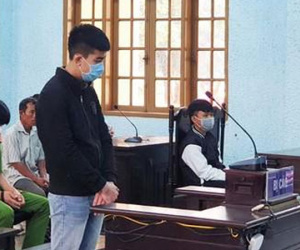 Đâm bạn nhậu trọng thương vì 'bằng tuổi mà xưng anh'
