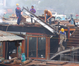 Hà Nội: Loạt nhà hàng nổi Hồ Tây chính thức bị 'khai tử'
