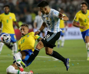 Hòa nghẹt thở Brazil, Argentina đoạt vé dự World Cup 2022