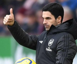 HLV Arsenal tuyên bố sốc trước trận gặp Liverpool