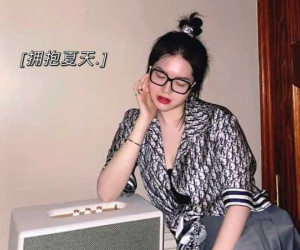 Nhan sắc ái nữ Bầu Thụy: 'Từng nhận được bằng khen của Tổng thống Mỹ, profile siêu đỉnh'