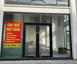 Góc vàng 'hái ra tiền', đóng cửa cả năm bán rẻ cũng không ai hỏi