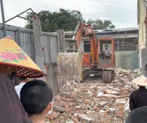 Xuất hiện hình ảnh Tịnh thất Bồng Lai bị đập tan hoang, thầy trò chắp tay đứng nhìn sau drama bị tố cáo sai phạm