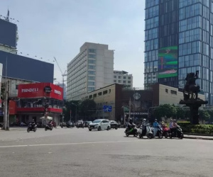 Nhiều mặt tiền “hot” ở trung tâm TP HCM đắt khách trở lại