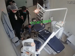 Clip cướp gặp cú sốc đụng 'cớm chìm' nóng nhất mạng xã hội