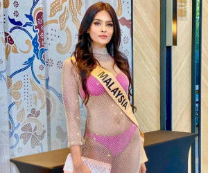 Miss Grand Malaysia khiến fan quê nhà tức giận vì chiếc váy mặc như không