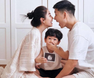 Hot girl nổi tiếng ở Hà Nội được báo Trung khen là 'mẹ bầu đẹp nhất' đã sinh con thứ hai