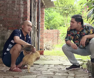 Phố trong làng tập 11: Vừa thoát tạm giam, Mến 'Chí Phèo' có hành động bất ngờ khi bị rủ rê uống rượu