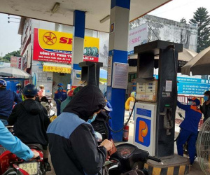 Sau 5 lần tăng sốc, giá xăng quay đầu giảm mạnh vào ngày mai?