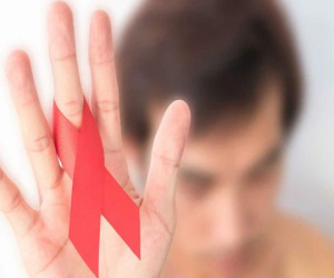 Quan hệ tình dục đường miệng, nam sinh 16 tuổi nhiễm HIV