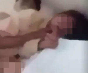 Cư dân mạng phẫn nộ với clip cô gái trong tình trạng bán khỏa thân, liên tục kêu cứu khi bị 4 gã đàn ông khống chế đăng lên Facebook