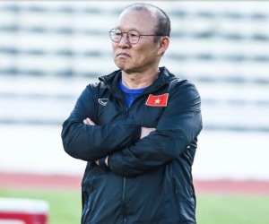 Lãnh đạo VFF đến tận sân 'nhắc' HLV Park Hang-seo nhiệm vụ bảo vệ ngôi vô địch AFF Cup 2020