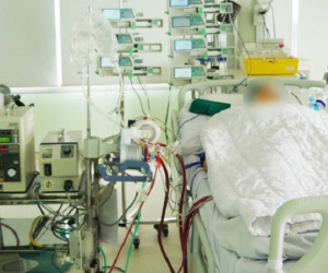 1 trong 4 học sinh sốc phản vệ sau tiêm vắc-xin Covid-19 đã tử vong