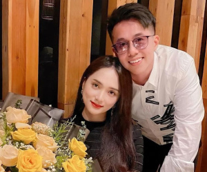 Bùng nổ MXH: Xuất hiện thiệp ăn hỏi của Hương Giang diễn ra vào ngày 27/1, chính thức cùng Matt Liu dọn về căn villa bạc tỷ?