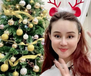 Vy Oanh trang trí nhà đón giáng sinh, không quên nhắn nhủ ai đó: 'Phân bua giải thích lên phường, nói ít thôi, làm đi'