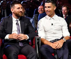 Tài khoản 355 triệu followers của Ronaldo ngầm xác nhận bị Messi 'cướp' QBV là...sự thật