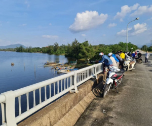 Về quê tránh dịch, nam thanh niên mất tích, cha tử vong khi đánh cá trên sông