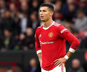 NÓNG: Vụ MU mua Ronaldo bị điều tra vì 'nghi ngờ gian lận'