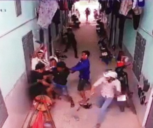'Yêu râu xanh' chém liên tiếp 5 người sau khi bị phát hiện sàm sỡ bé 8 tuổi