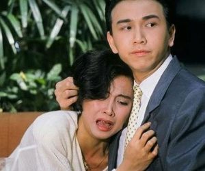Tài tử đình đám TVB sự nghiệp tuột dốc vì loạt bê bối tình ái, hết thời phải đi biểu diễn hội chợ, bán băng vệ sinh kiếm sống