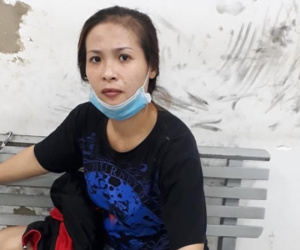 Đi trộm xe máy bị phát hiện, tên trộm bỏ lại bạn gái để chạy thoát thân