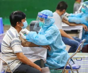TP HCM chính thức tiêm vắc-xin mũi 3 cho người dân từ ngày 10-12