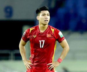 HLV Park Hang Seo nói gì về pha sút hỏng penalty của Văn Thanh?
