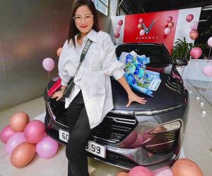 'Vú em' nhà giàu khiến sếp văn phòng cũng phải ngưỡng mộ: Đi làm 5 năm tậu xe hơi bạc tỷ