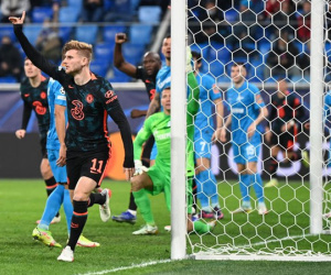 Rơi chiến thắng ở phút bù giờ, Chelsea mất ngôi đầu bảng về tay Juventus