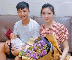 Mang bầu lần 2, nhan sắc vợ hot girl của tiền vệ Phan Văn Đức thay đổi ra sao?