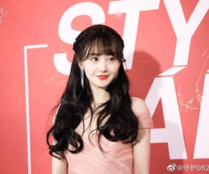 Trịnh Sảng kiện NSX 'Thiện nữ u hồn' đòi tiền thù lao, netizen mỉa mai: 'Chị không sợ bị kiện lại hả?'