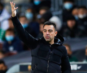 HLV Xavi: ‘Barca không xứng đáng đi tiếp’