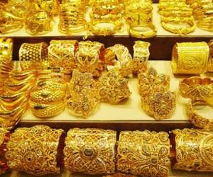 Giá vàng trong nước đồng loạt giảm, vẫn cao hơn thế giới cả chục triệu đồng/ lượng