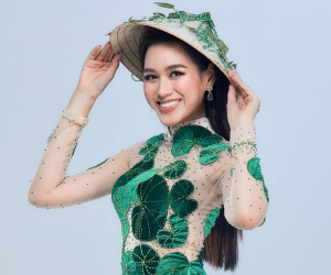Hoa hậu Đỗ Thị Hà diện áo dài 'rau má Thanh Hóa' thi phỏng vấn tại Miss World 2021