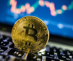 Sau cú tụt thê thảm, Bitcoin nguy cơ mất giá mạnh hơn
