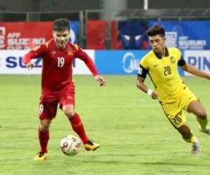 Quang Hải nói gì khi lập "siêu phẩm" vào lưới Malaysia?